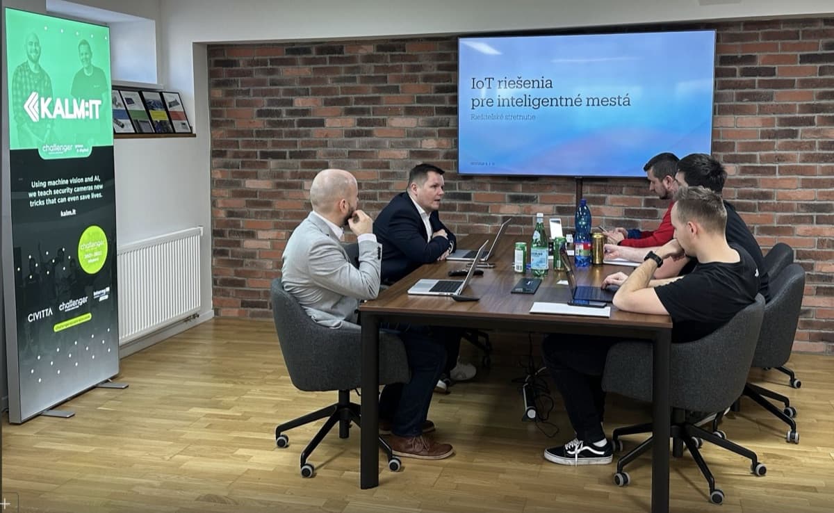 Innovations for Smart Cities: IoT Seminar in Devínska Nová Ves