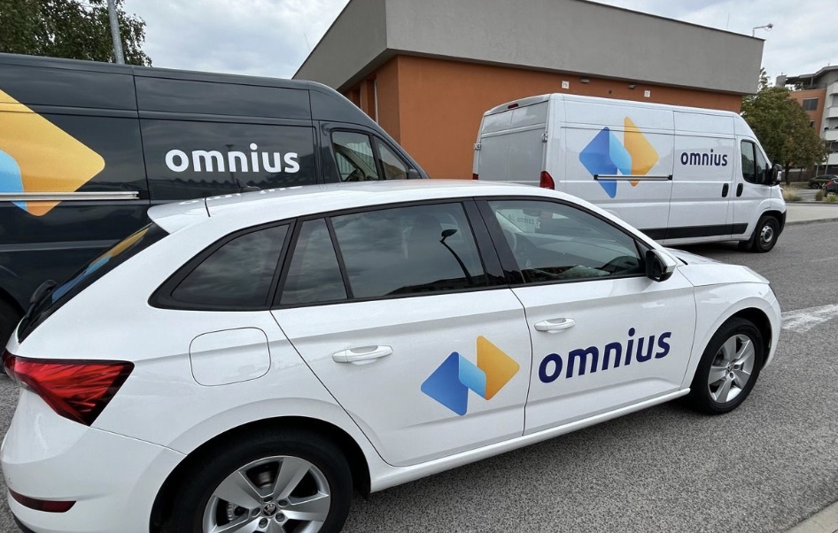 Vlastná flotila s omnius brandingom, náš field tím vyráža priamo z troch pobočiek naprieč Slovenskom.